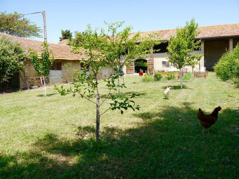 Ferme St Pierre Suite avec chambre et salon privé Chabeuil Exterior foto