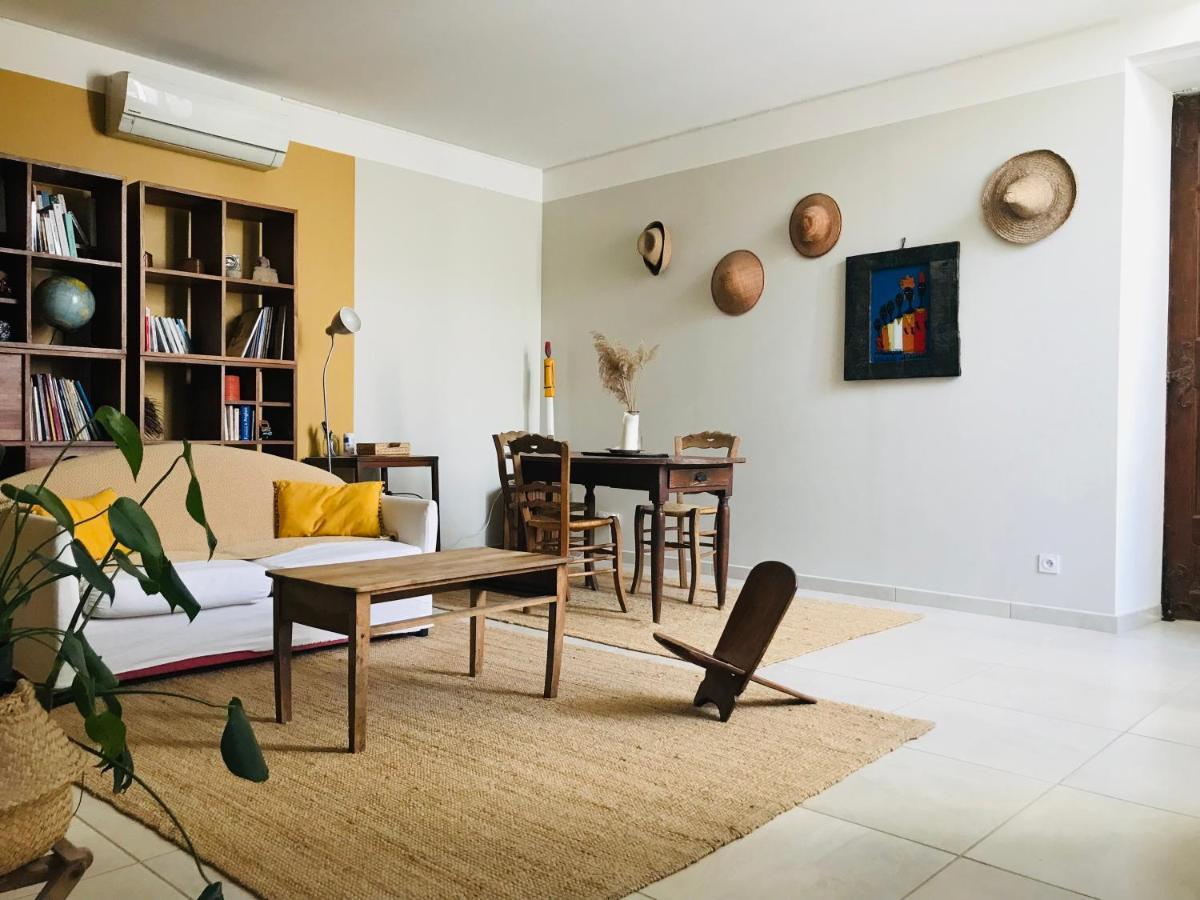 Ferme St Pierre Suite avec chambre et salon privé Chabeuil Exterior foto
