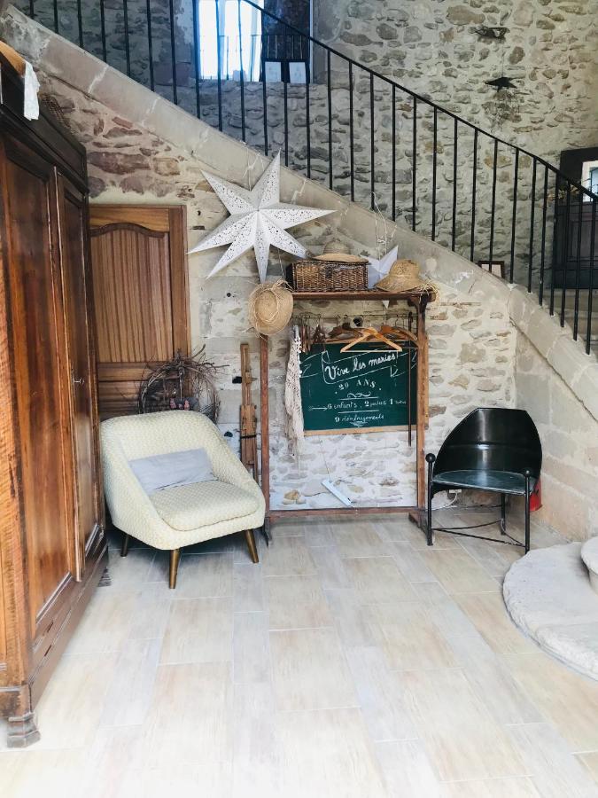 Ferme St Pierre Suite avec chambre et salon privé Chabeuil Exterior foto